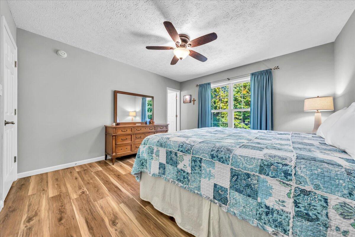 240 Fingerlake RD