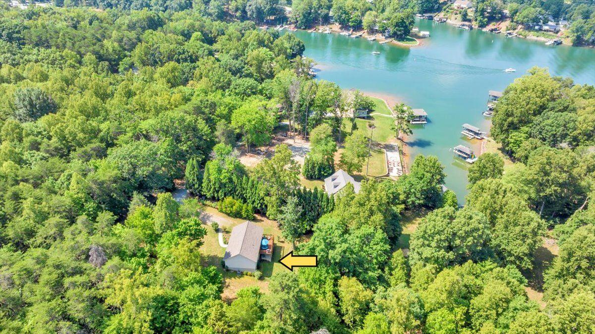 240 Fingerlake RD