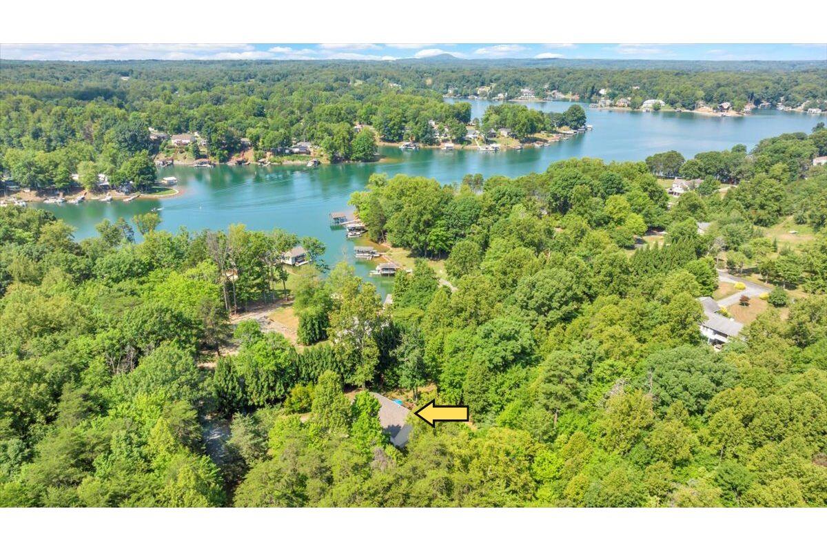 240 Fingerlake RD