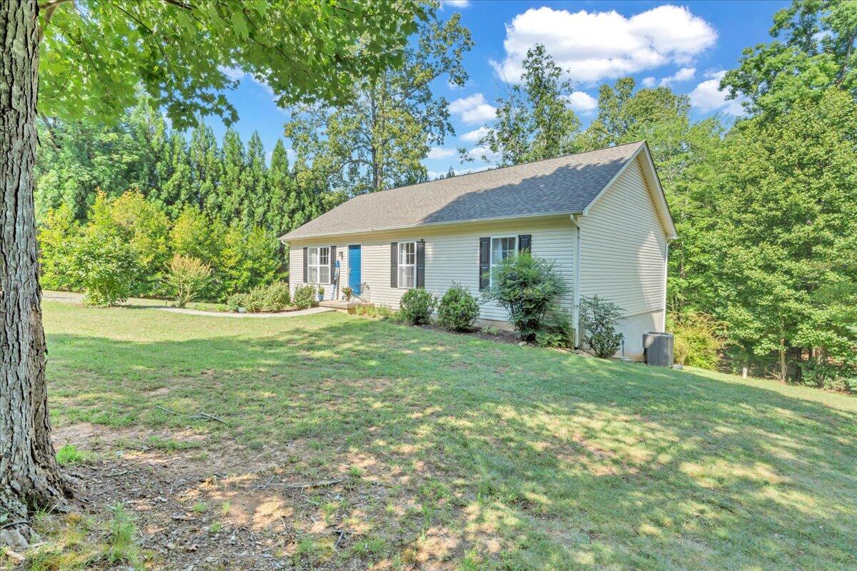 240 Fingerlake RD