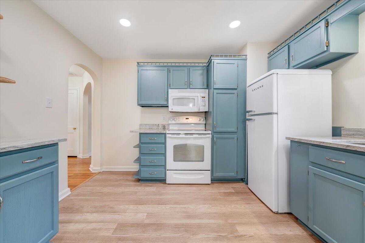1816 Fareham RD SW