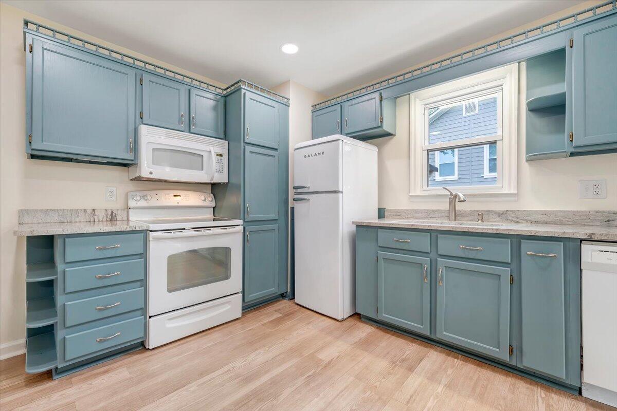 1816 Fareham RD SW