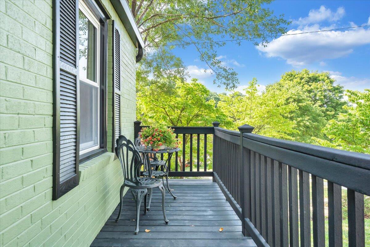 1816 Fareham RD SW