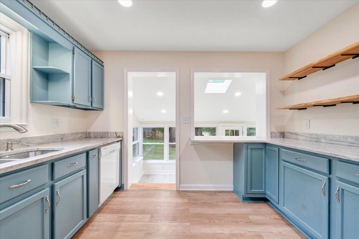 1816 Fareham RD SW