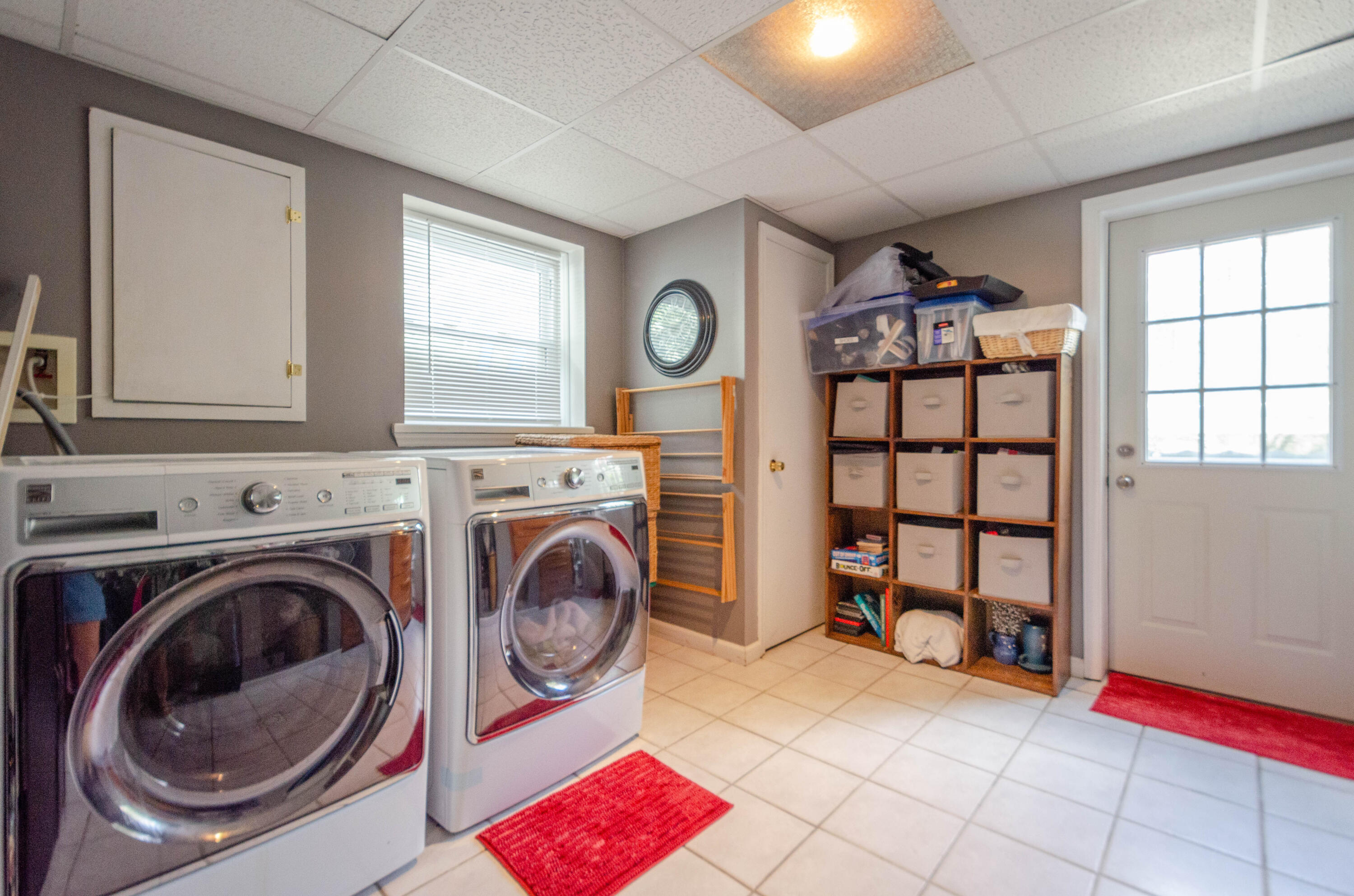 946 Estates RD SE