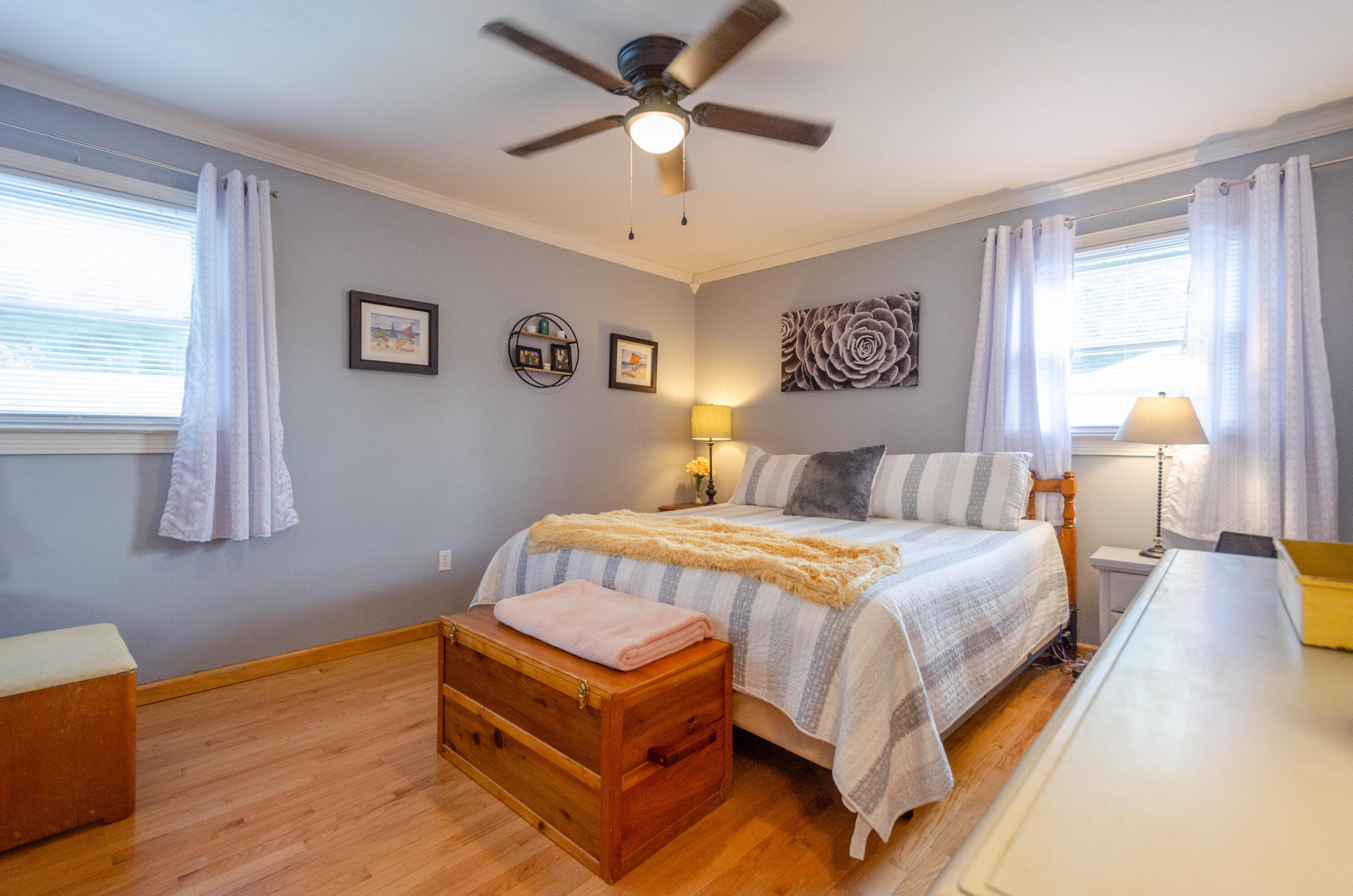 946 Estates RD SE