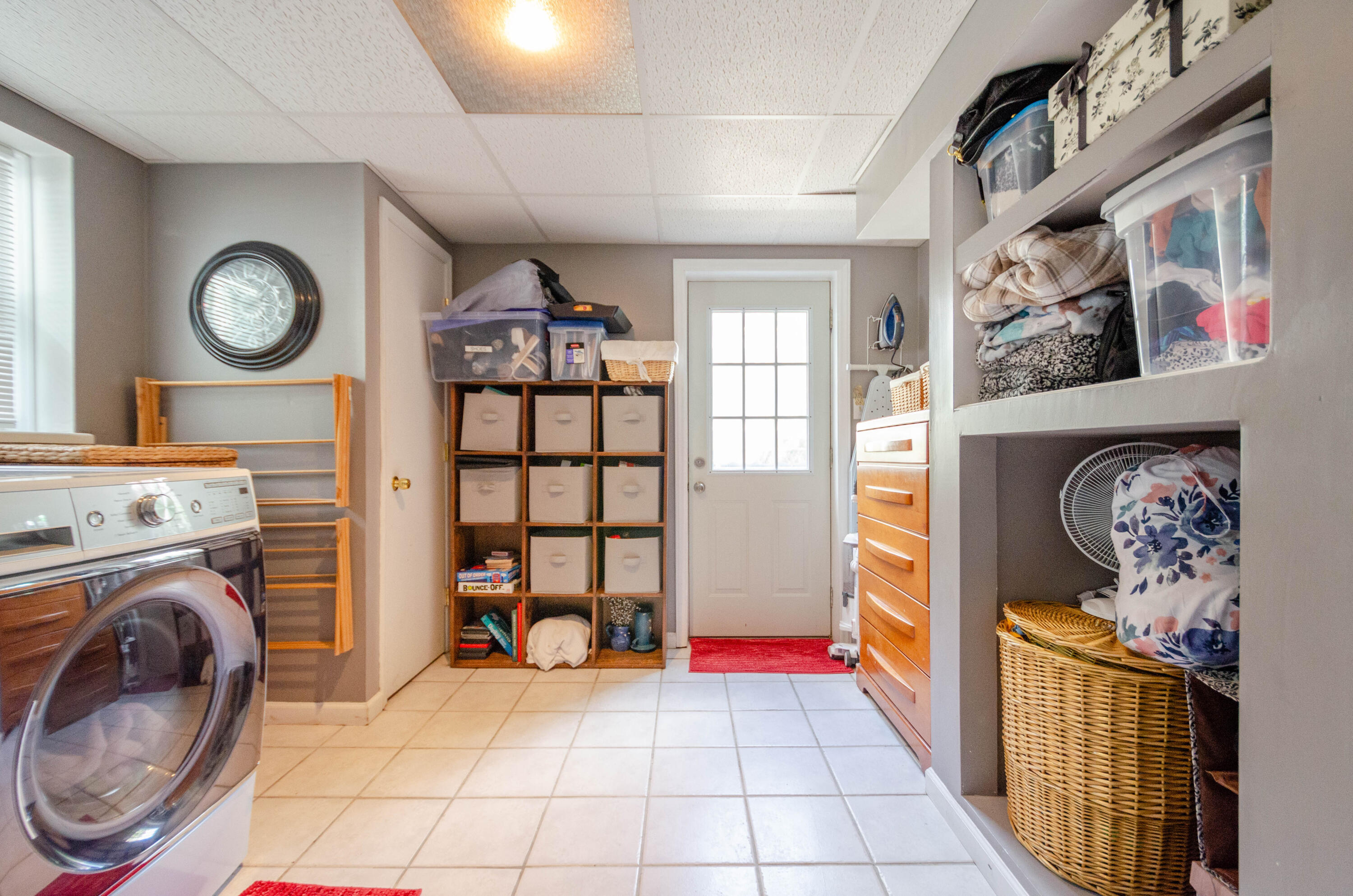 946 Estates RD SE