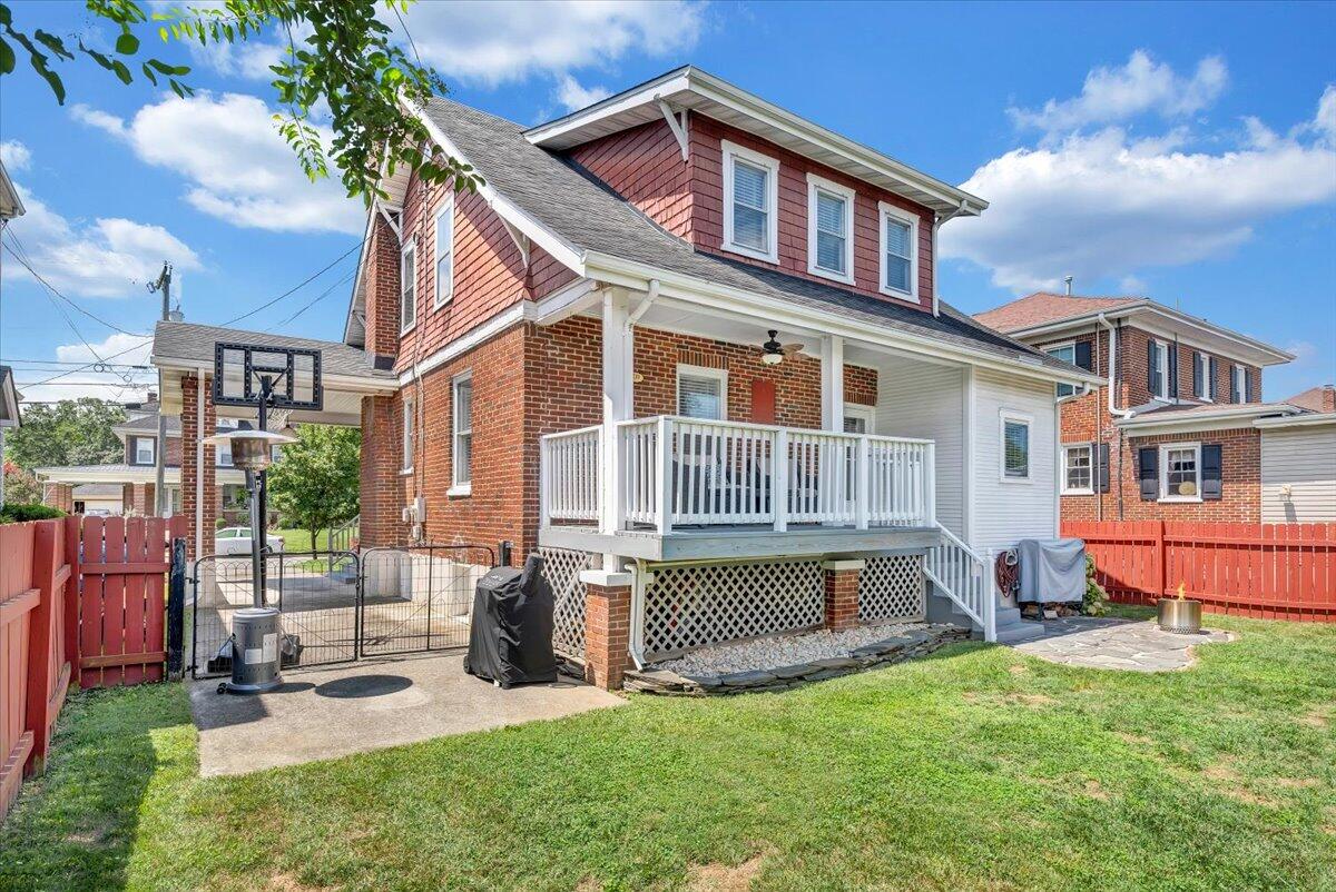 2708 Guilford AVE SW