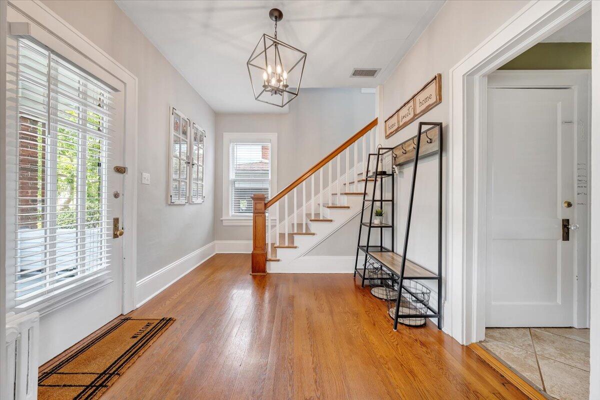 2708 Guilford AVE SW