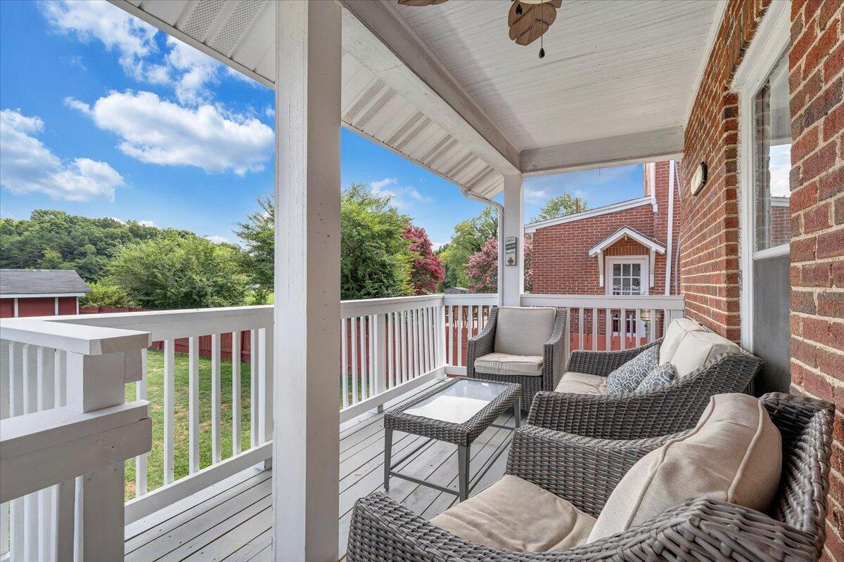 2708 Guilford AVE SW