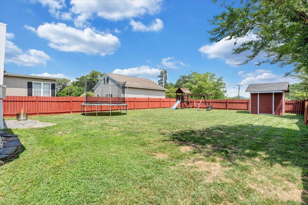 2708 Guilford AVE SW