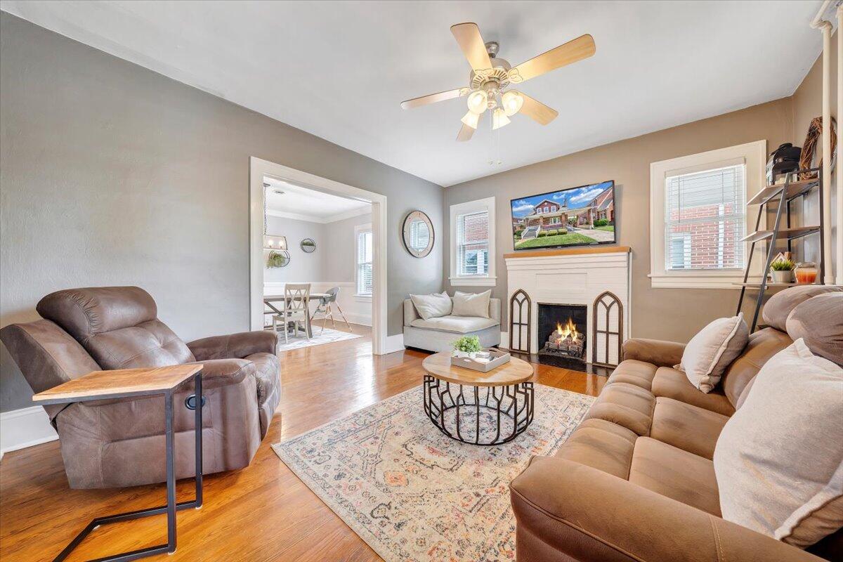 2708 Guilford AVE SW