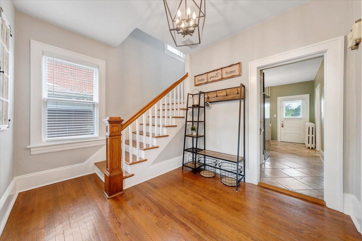 2708 Guilford AVE SW