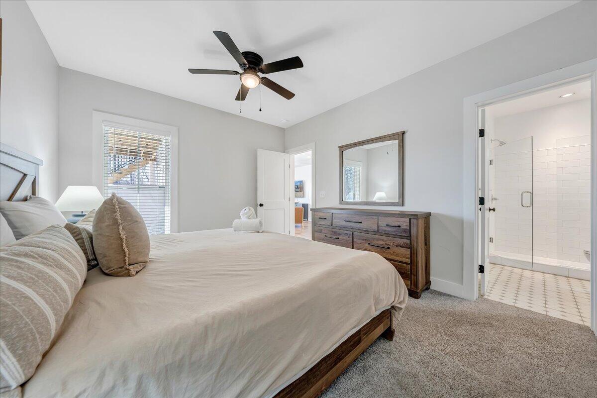 173 Compass Cove CIR