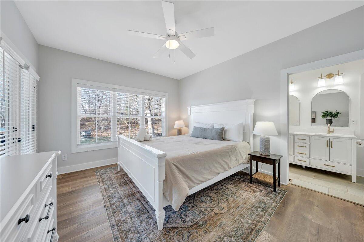 173 Compass Cove CIR