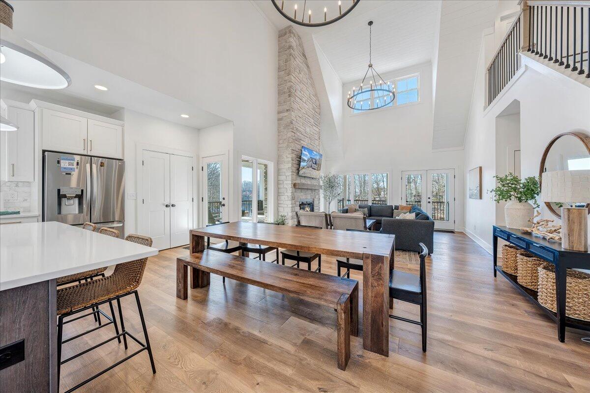 173 Compass Cove CIR