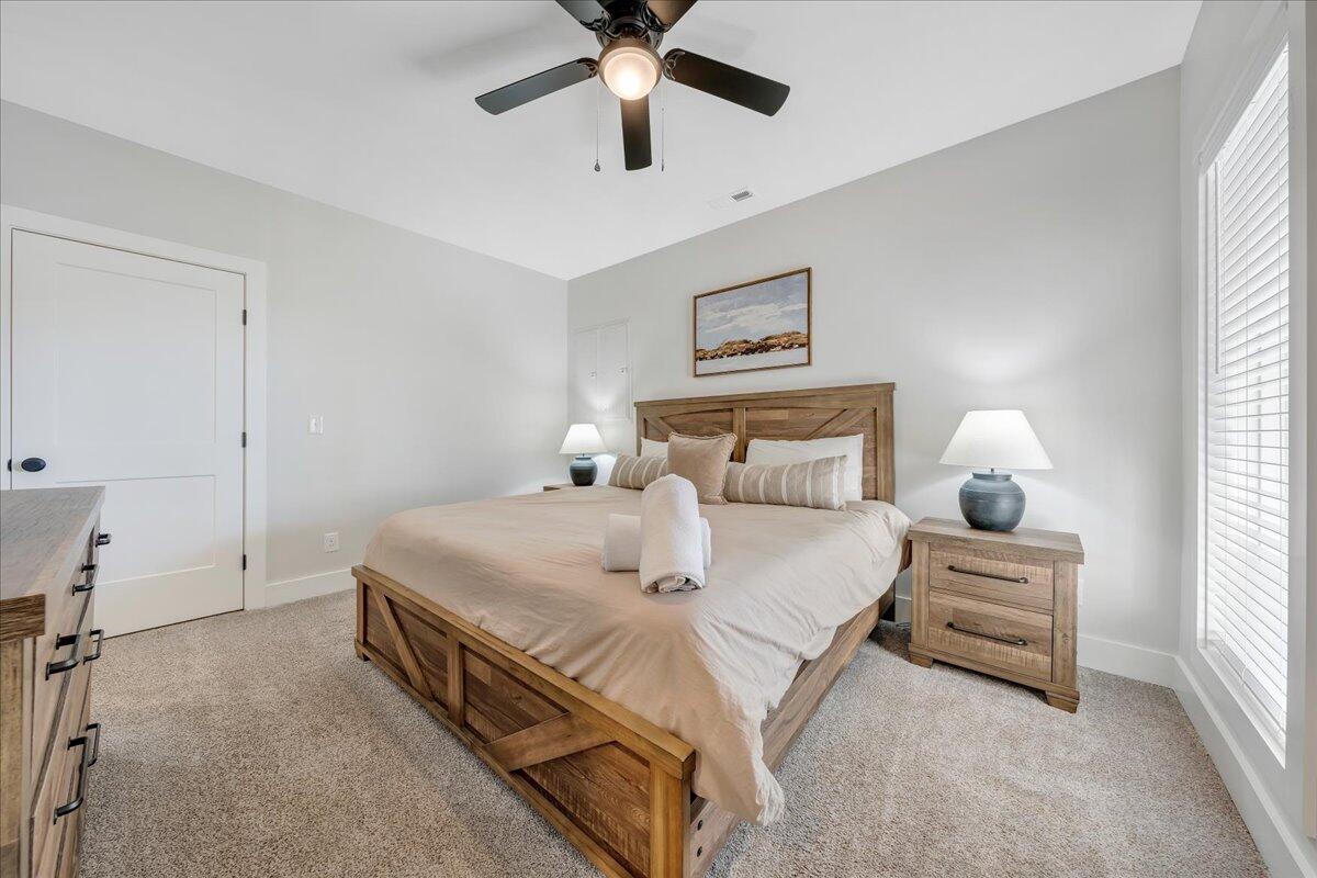 173 Compass Cove CIR