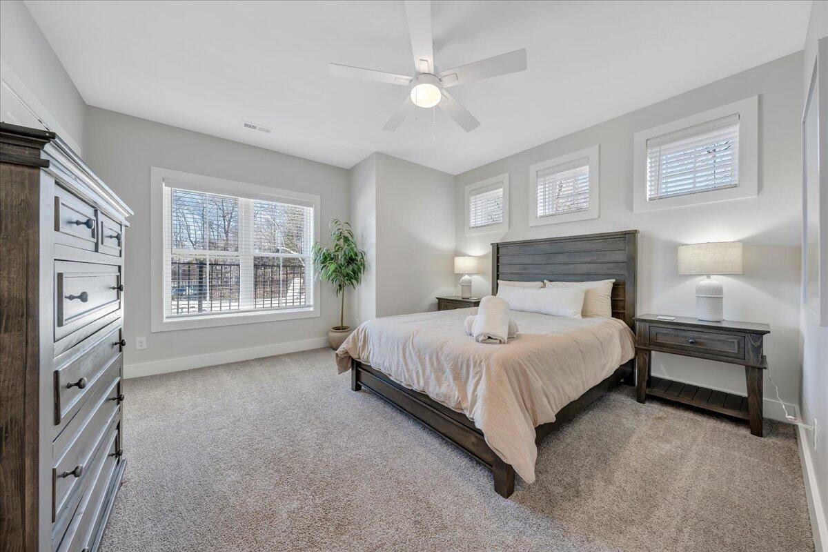 173 Compass Cove CIR