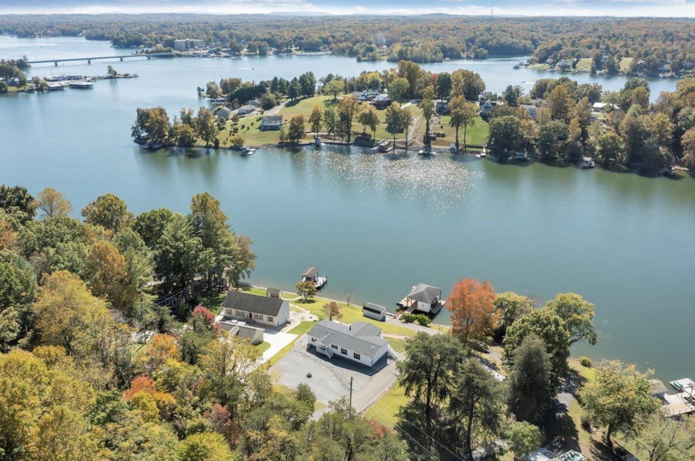 1492 Kaseys Lakeview DR