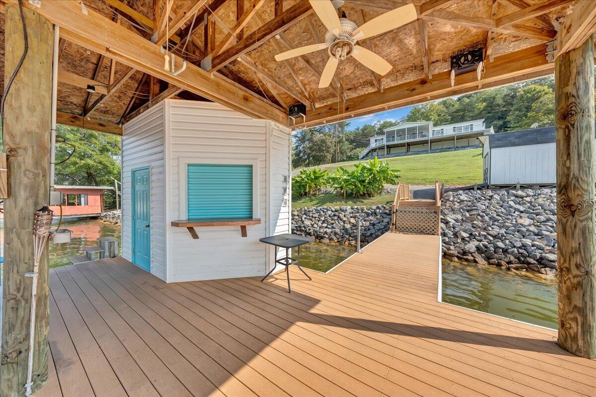 1492 Kaseys Lakeview DR