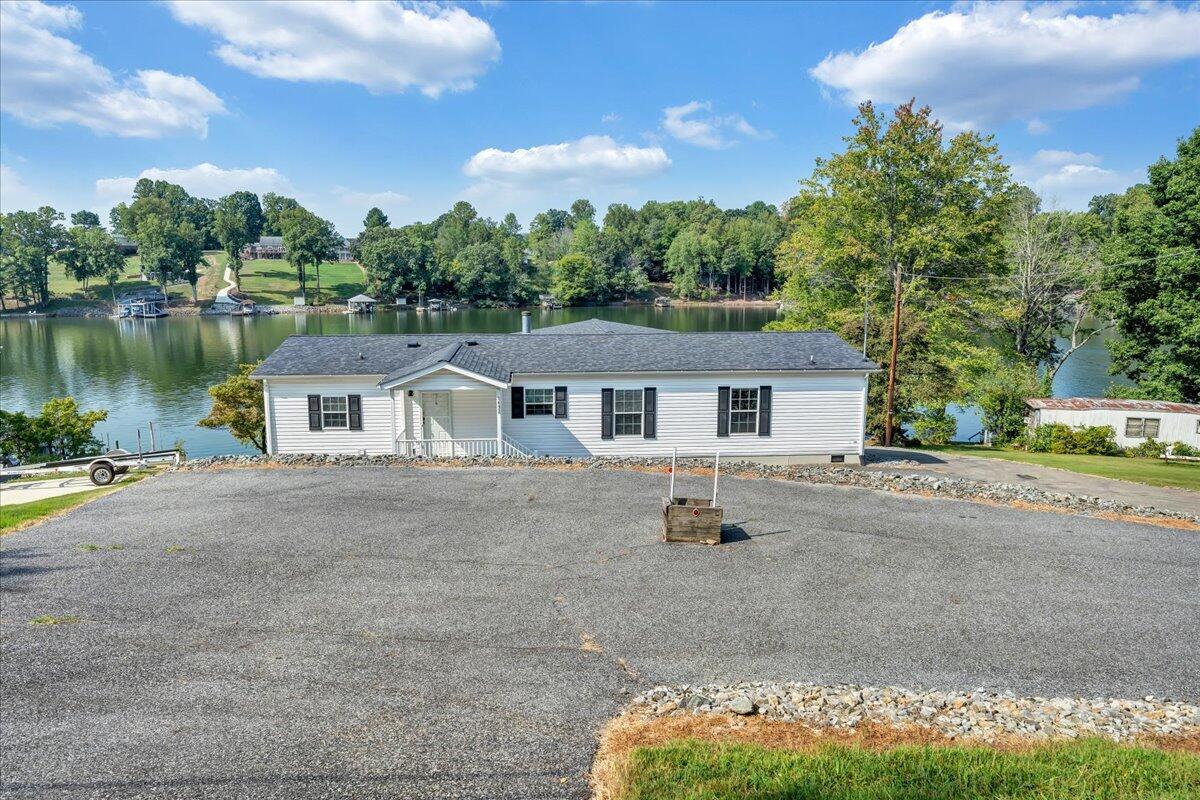 1492 Kaseys Lakeview DR