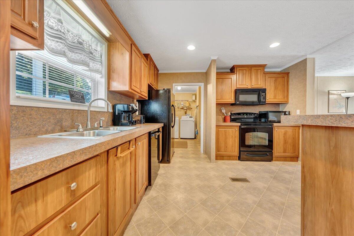 1492 Kaseys Lakeview DR