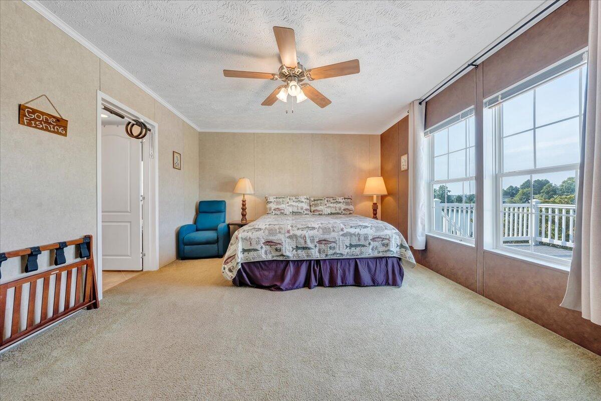1492 Kaseys Lakeview DR