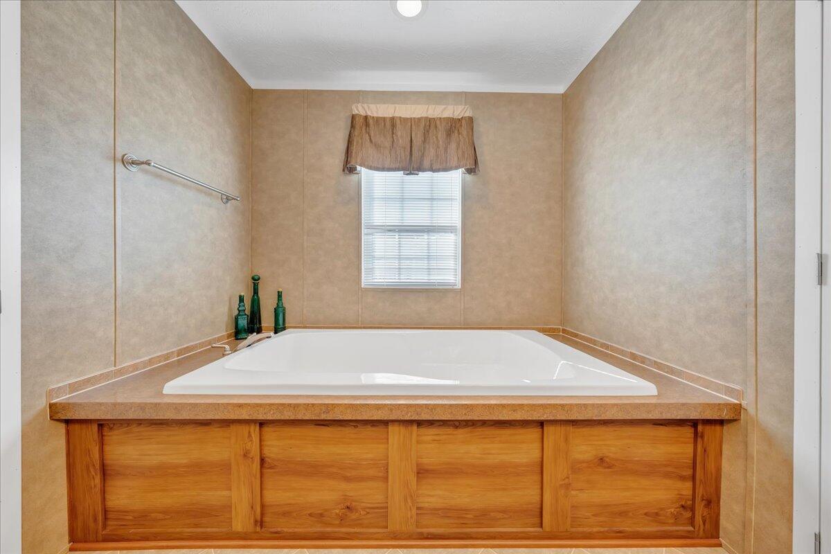 1492 Kaseys Lakeview DR