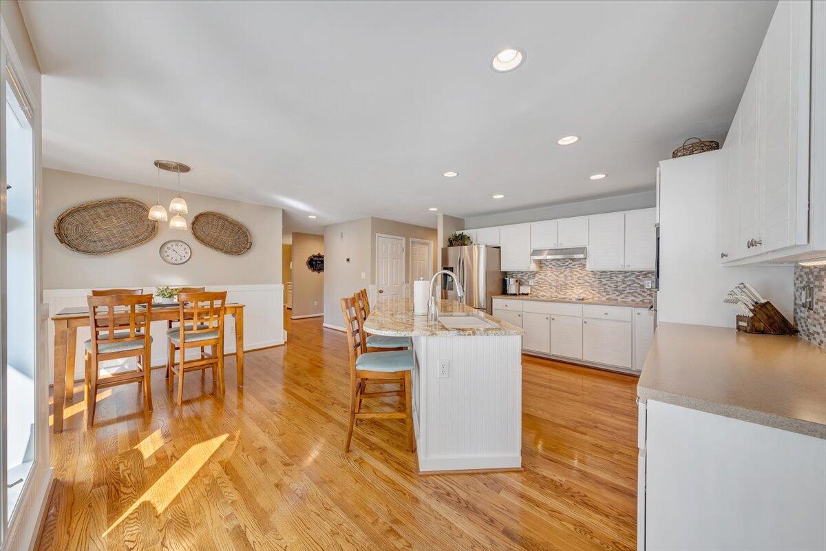 109 Hillview DR
