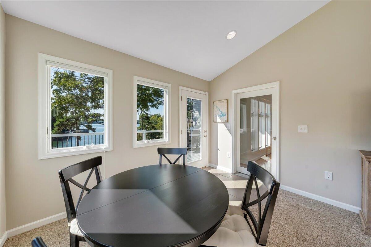 109 Hillview DR