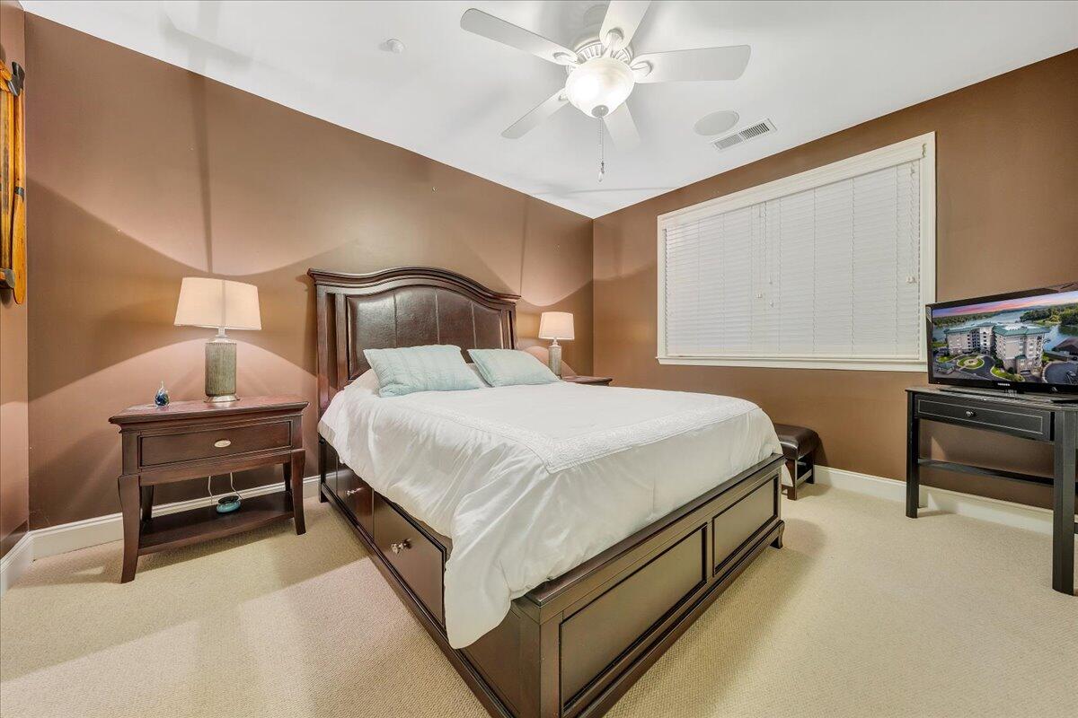 100 Bridgewater Pointe PL Unit: 602