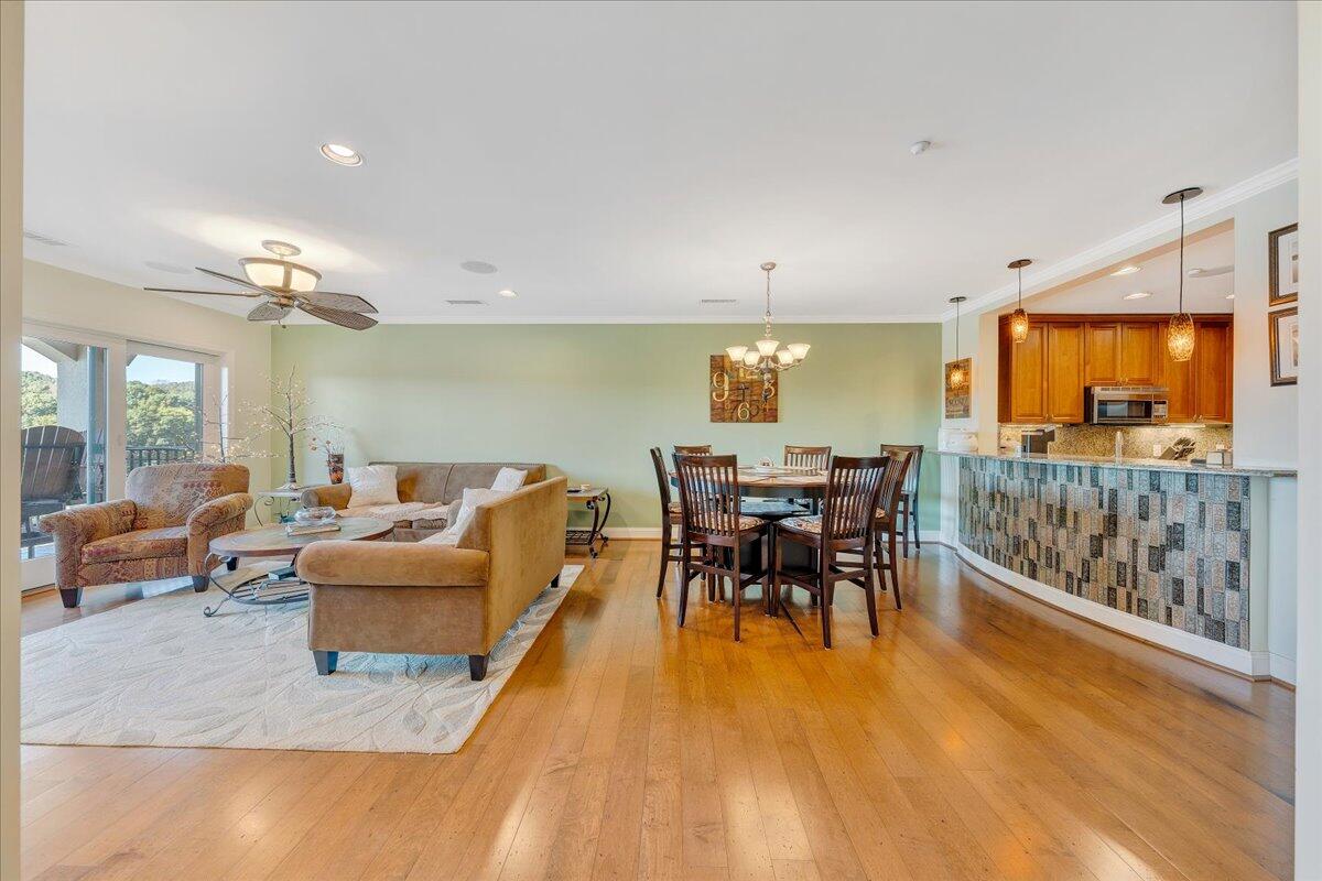 100 Bridgewater Pointe PL Unit: 602