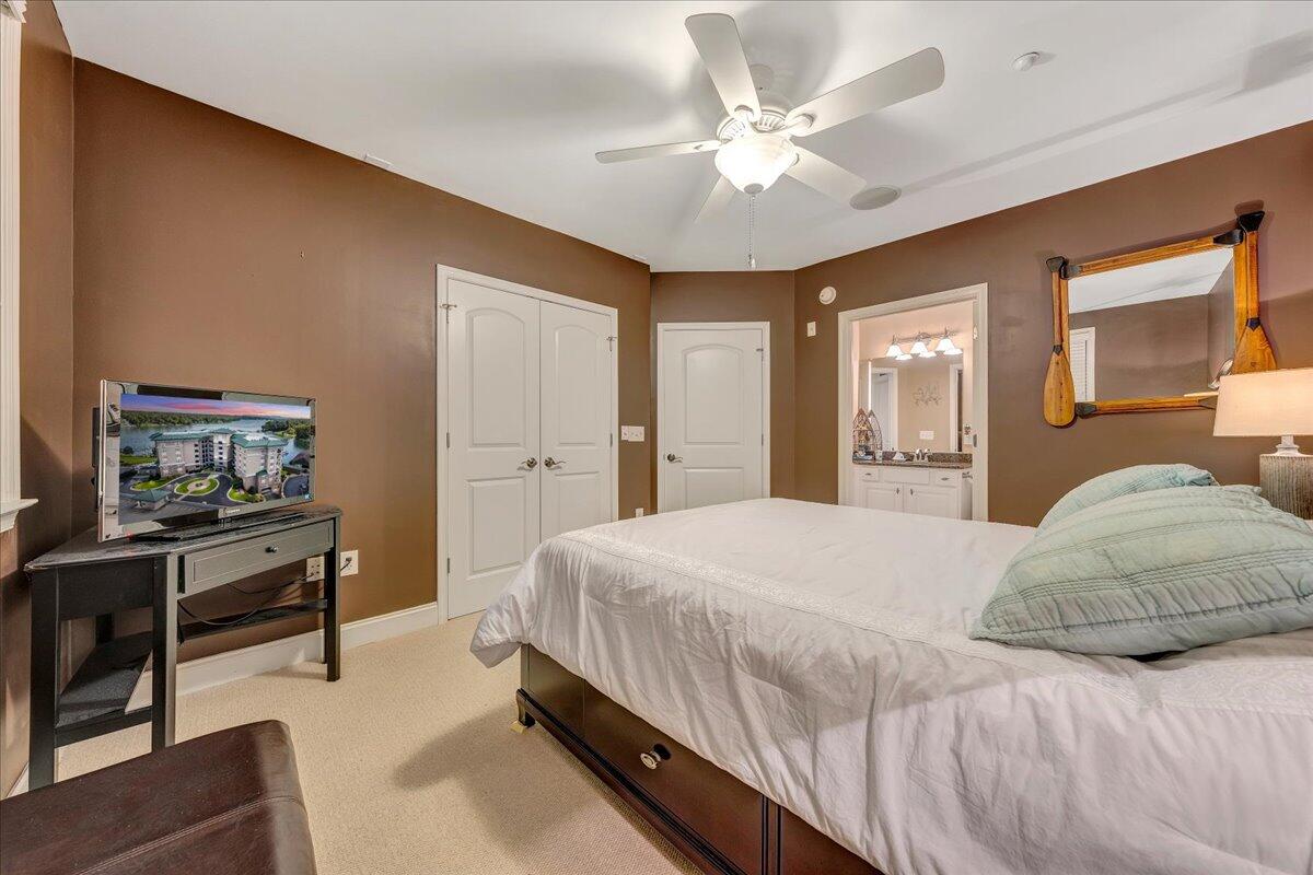 100 Bridgewater Pointe PL Unit: 602
