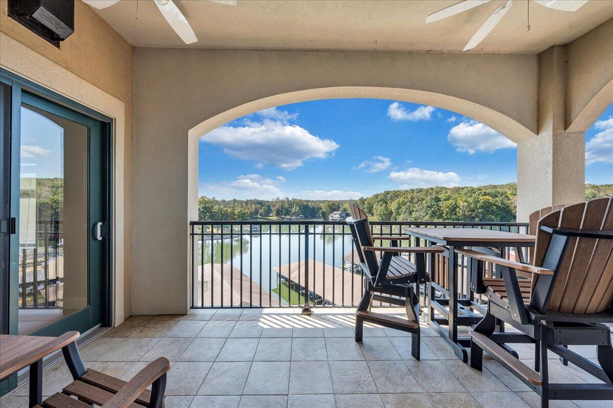 100 Bridgewater Pointe PL Unit: 602