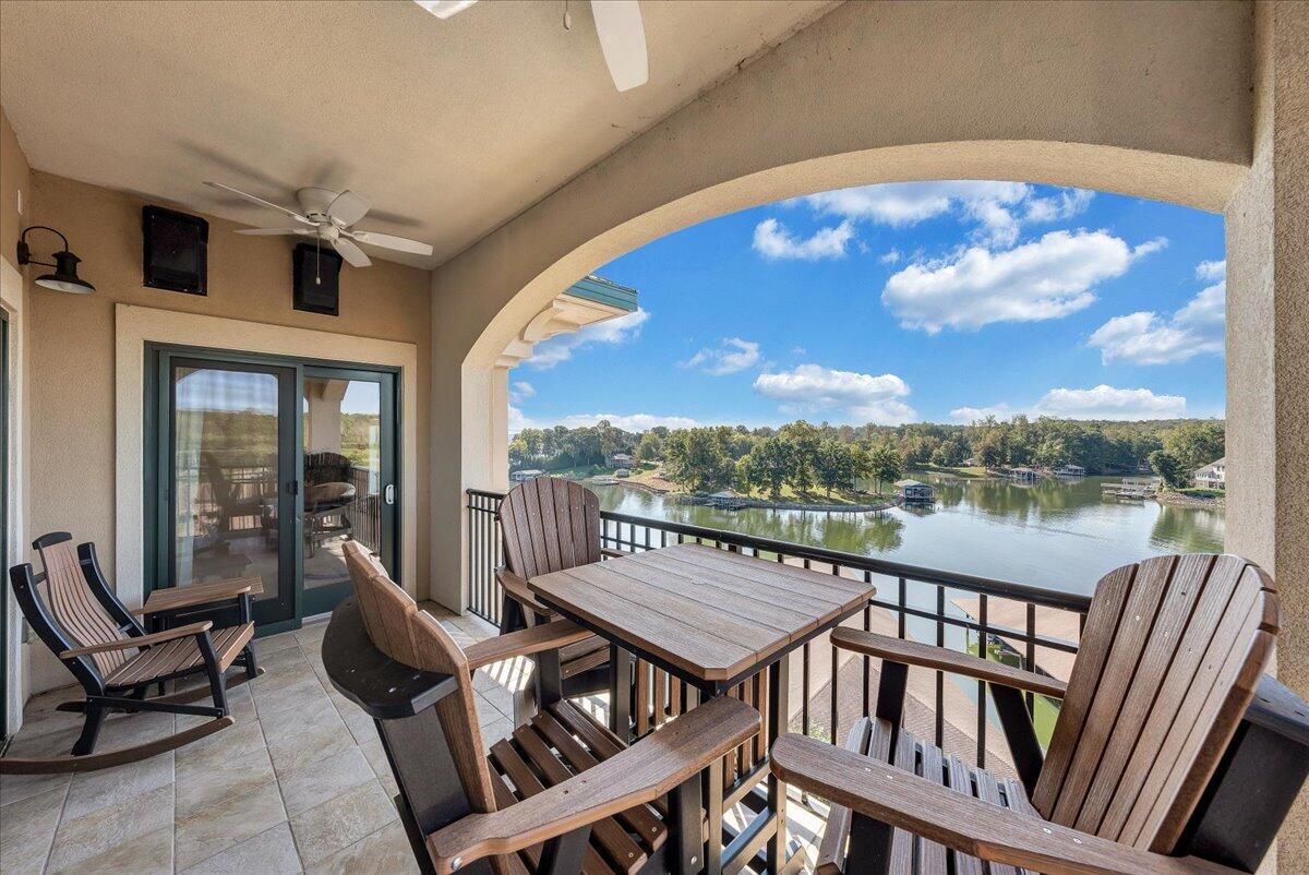100 Bridgewater Pointe PL Unit: 602