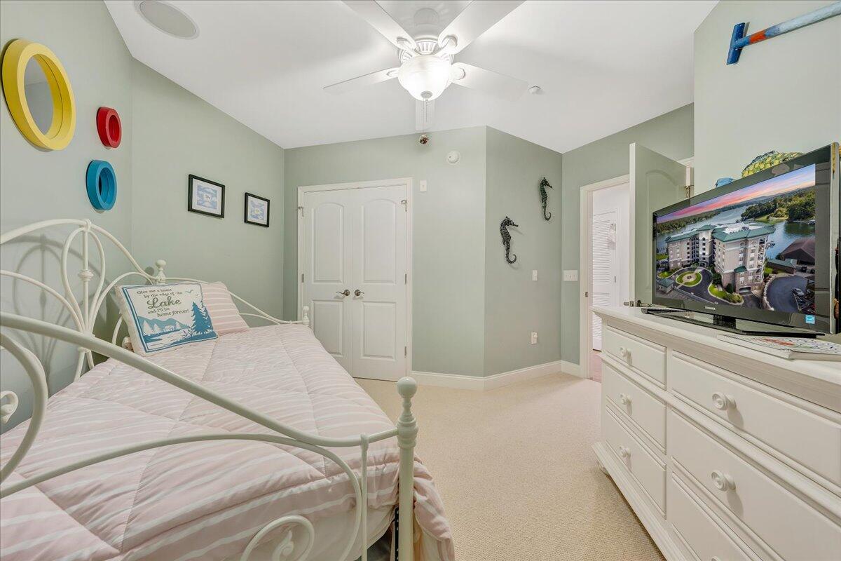 100 Bridgewater Pointe PL Unit: 602