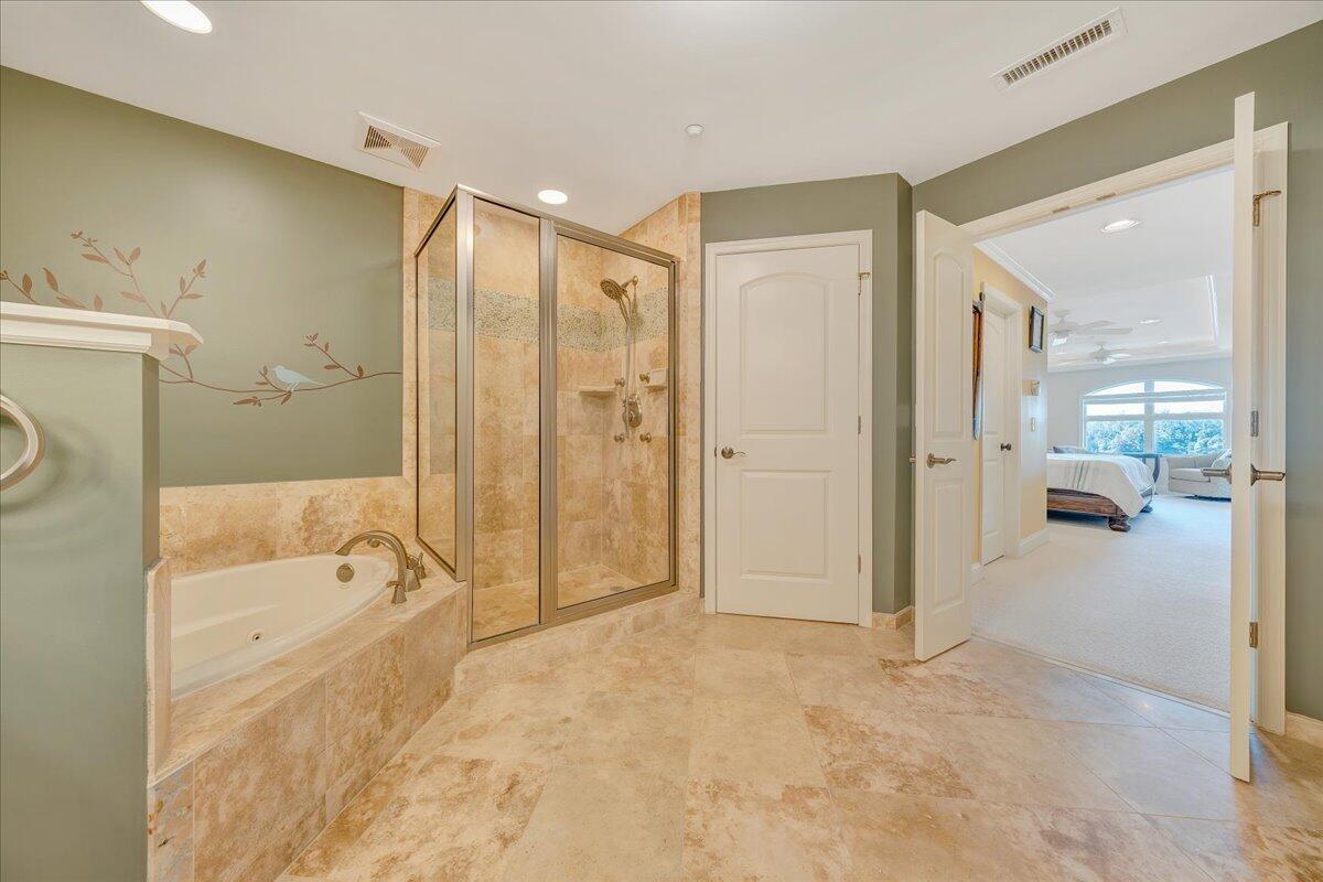 100 Bridgewater Pointe PL Unit: 602