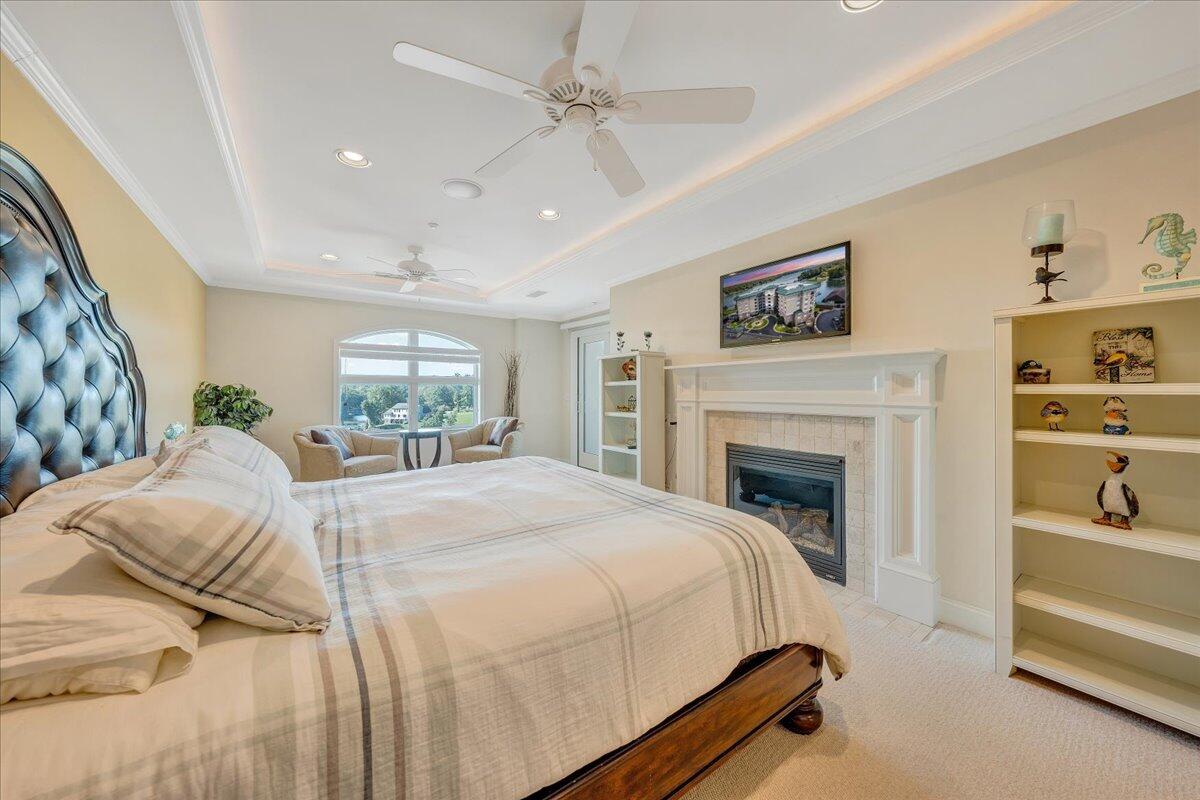 100 Bridgewater Pointe PL Unit: 602