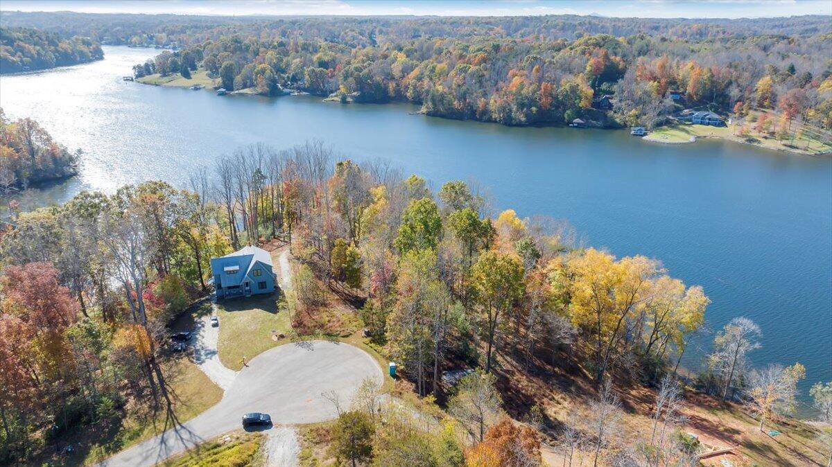 Lot 25 Water Edge PT