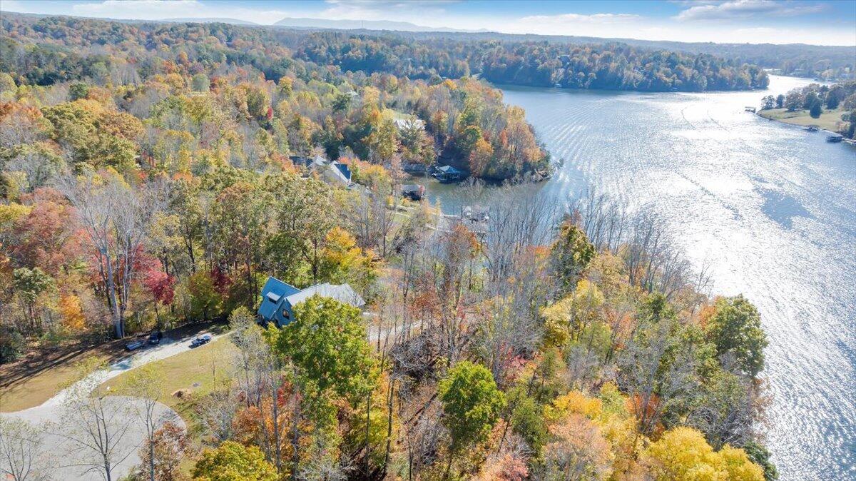 Lot 25 Water Edge PT