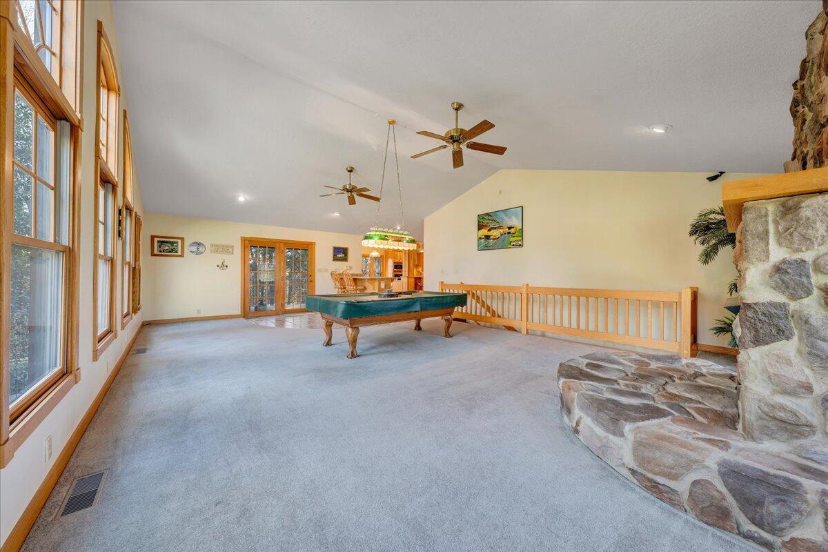 30 Rhonda DR