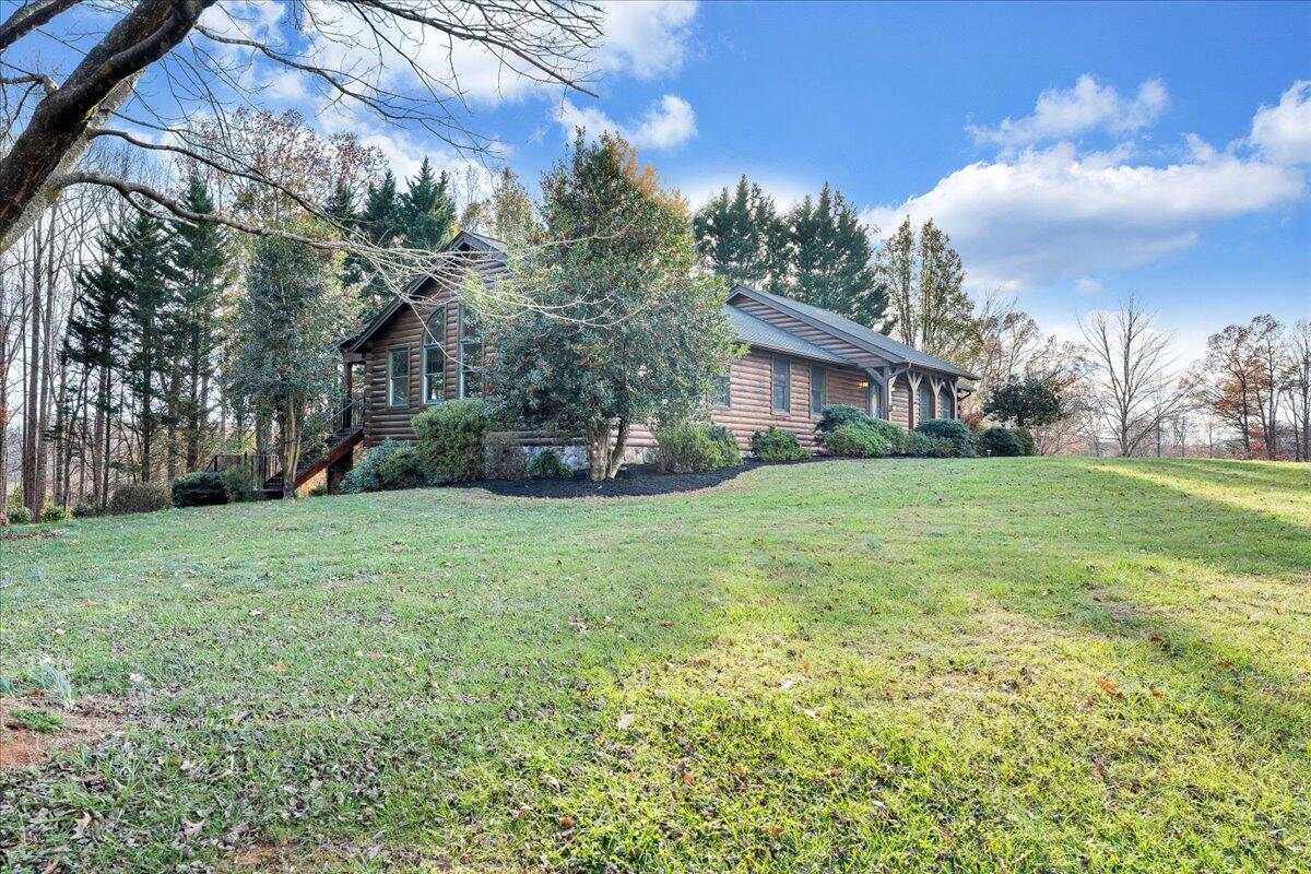 30 Rhonda DR