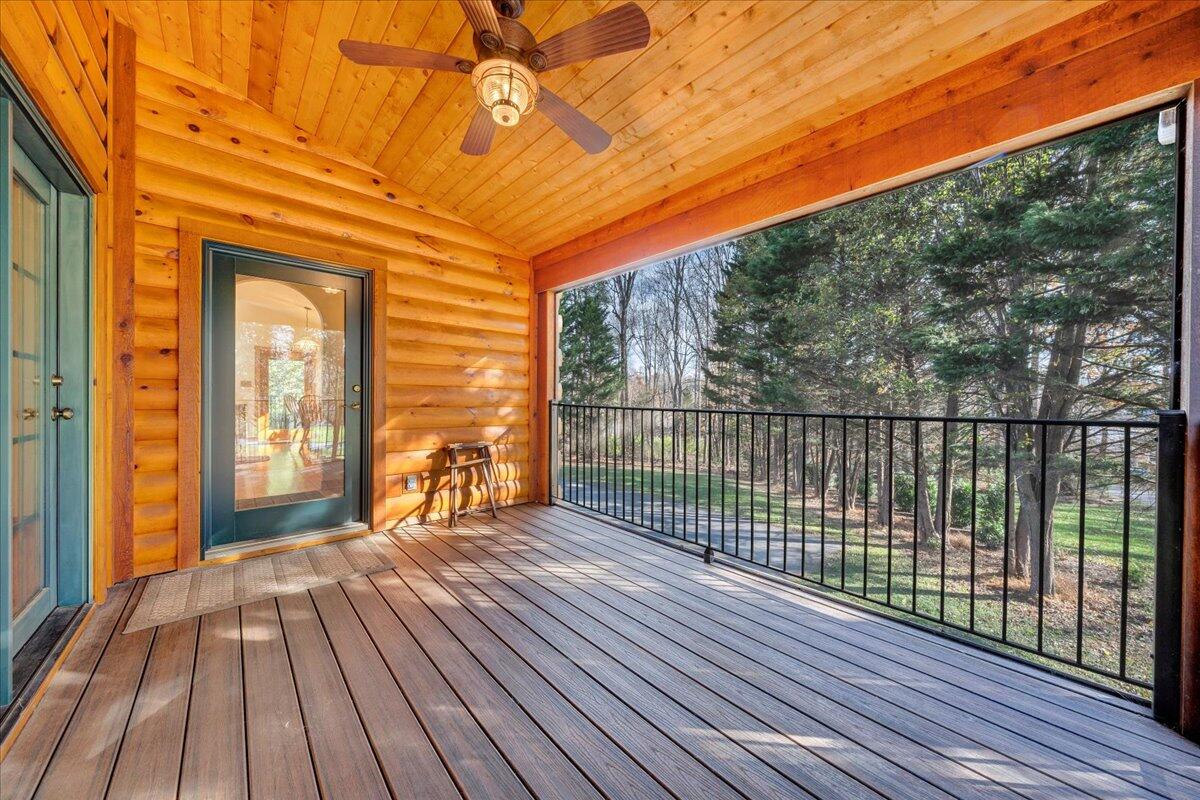 30 Rhonda DR
