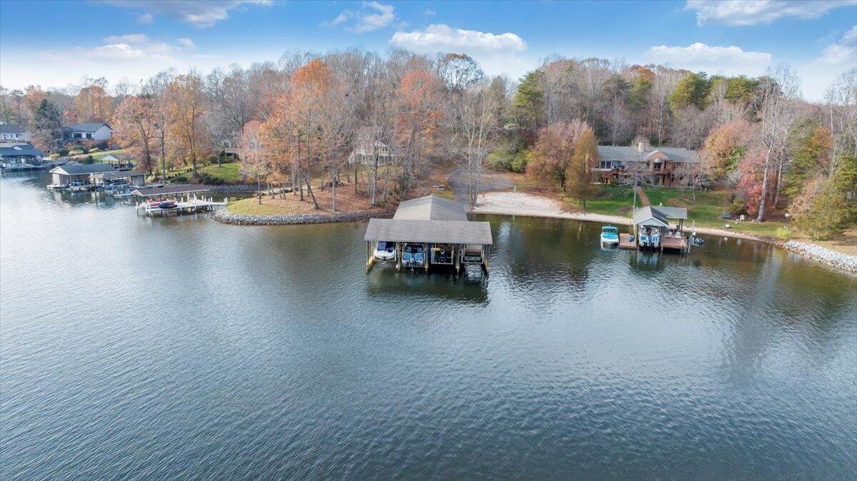 30 Rhonda DR