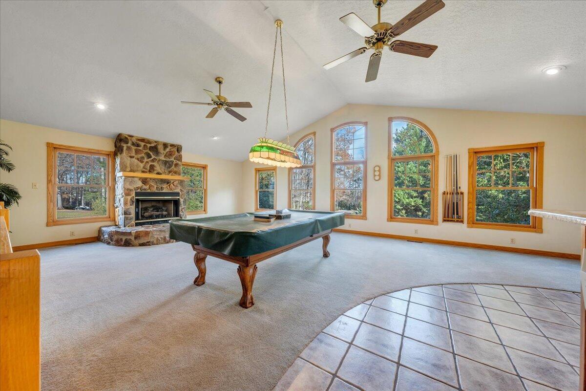 30 Rhonda DR