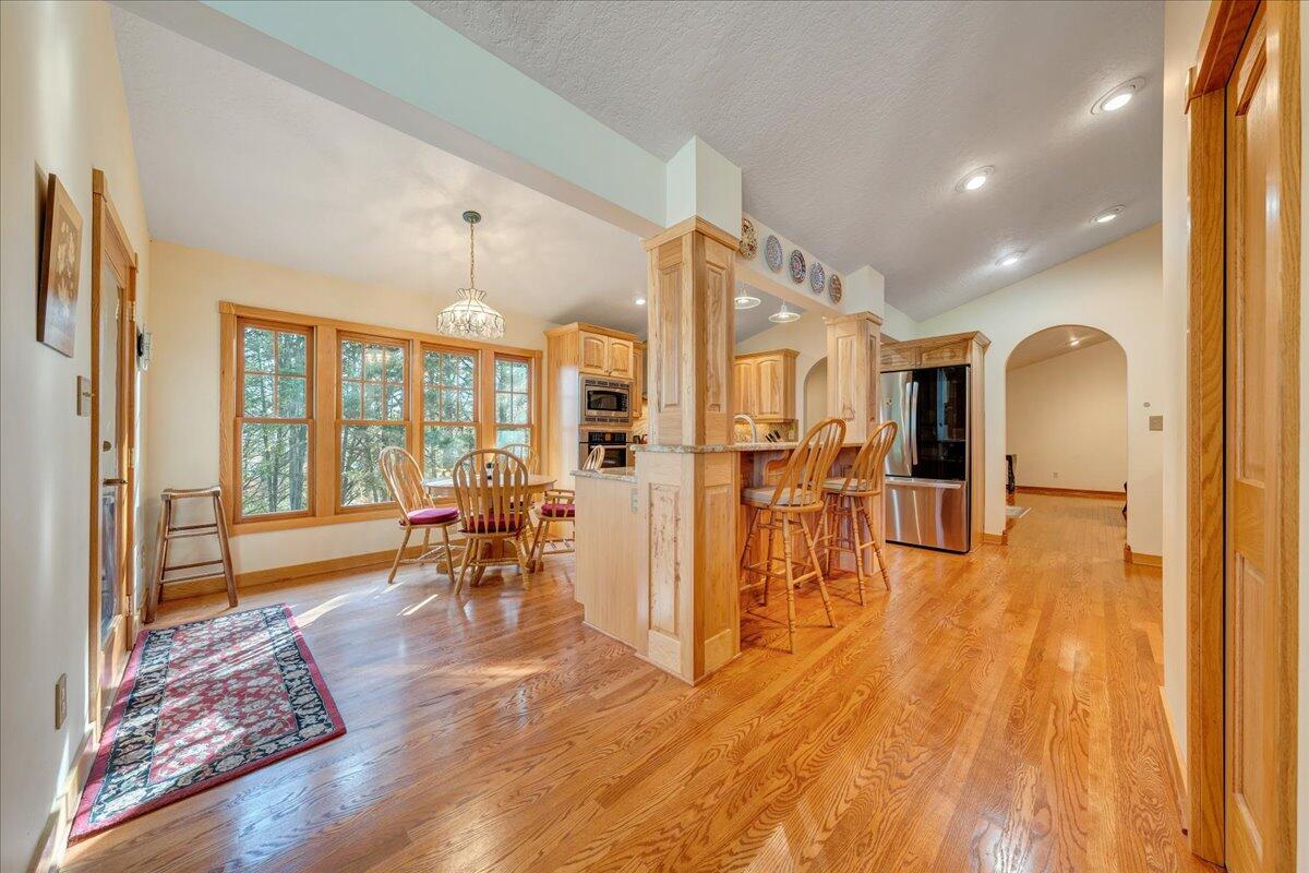 30 Rhonda DR