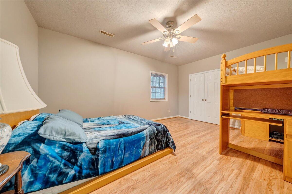 30 Rhonda DR
