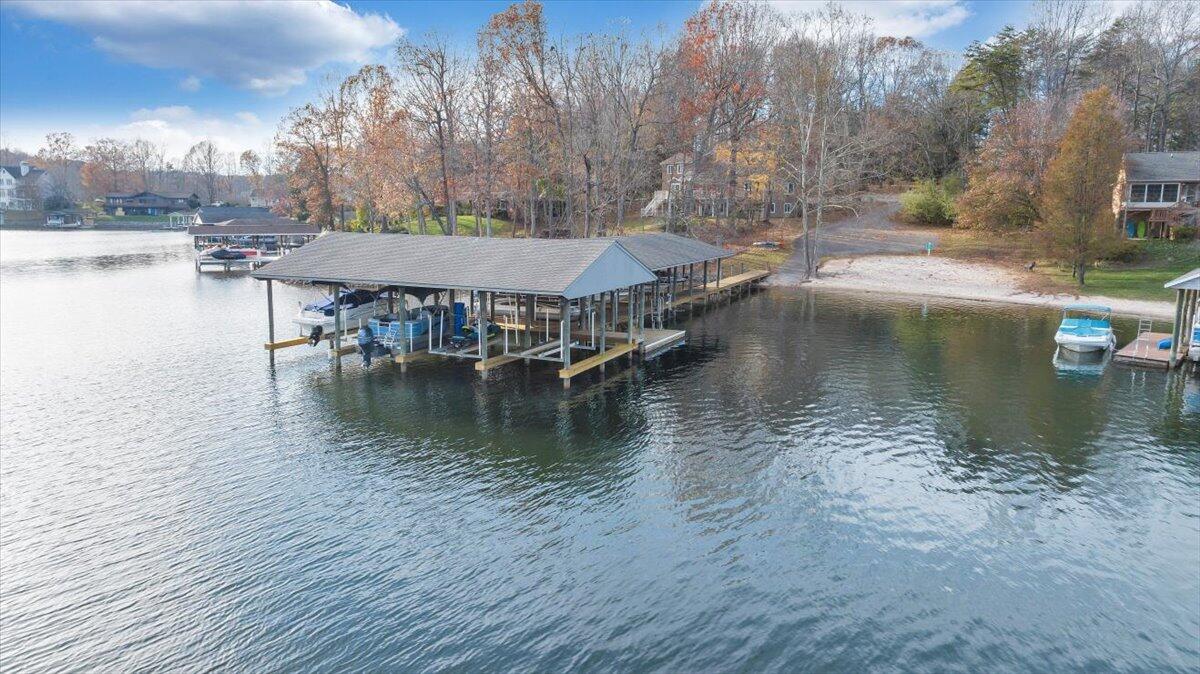 30 Rhonda DR