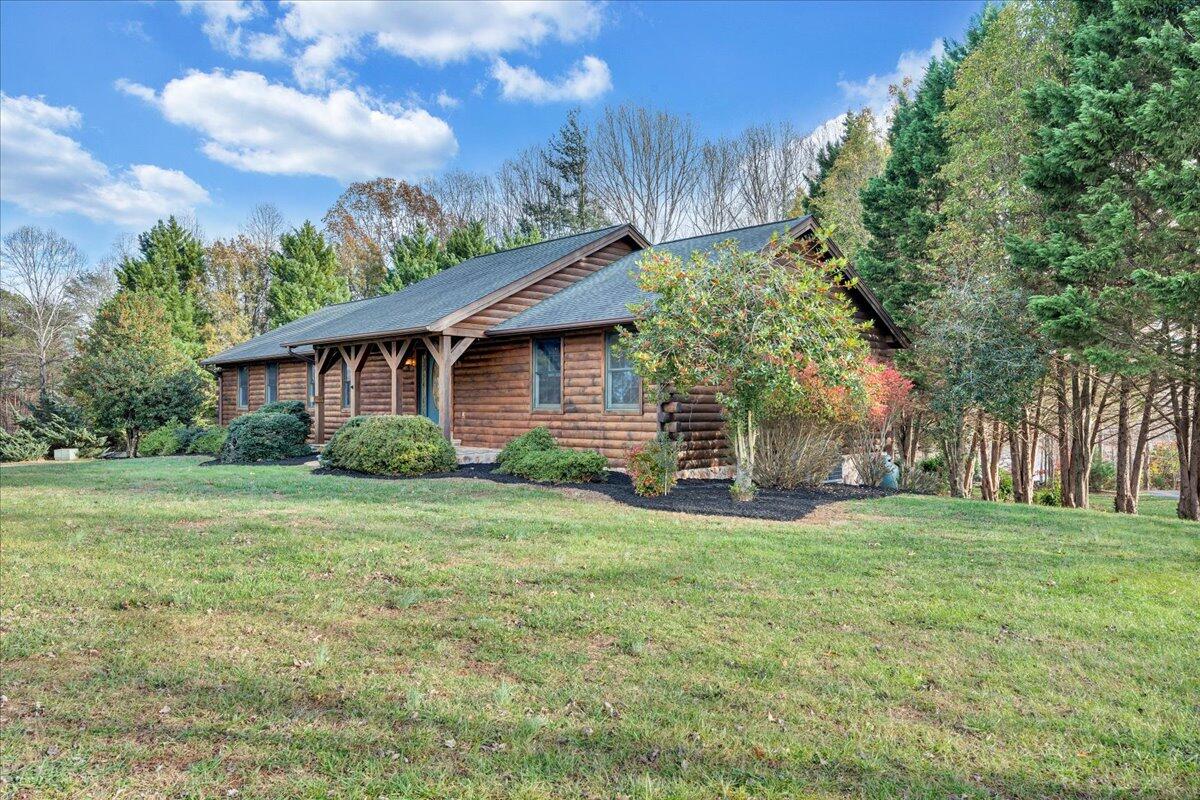 30 Rhonda DR