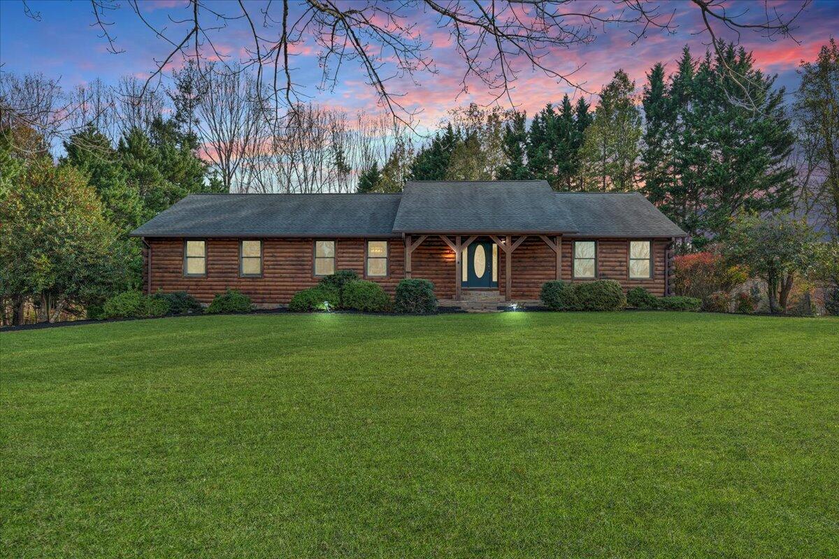 30 Rhonda DR